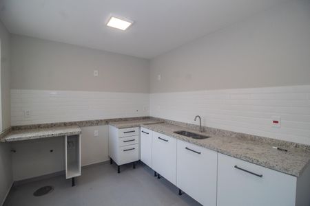 Apartamento à venda com 100m², 2 quartos e 2 vagas Apartamento à venda com 100m², 2 quartos e 2 vagasCozinha