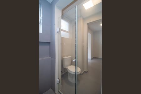 Apartamento à venda com 100m², 2 quartos e 2 vagas Apartamento à venda com 100m², 2 quartos e 2 vagasBanheiro