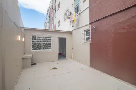 Apartamento à venda com 100m², 2 quartos e 2 vagas Apartamento à venda com 100m², 2 quartos e 2 vagasQuintal