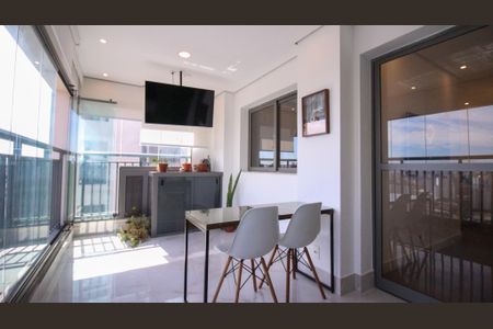 Apartamento à venda com 73m², 2 quartos e 1 vaga Apartamento à venda com 73m², 2 quartos e 1 vagaVaranda gourmet
