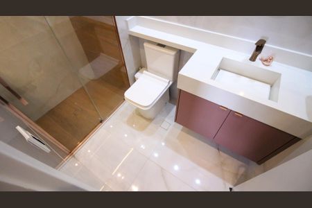 Apartamento à venda com 73m², 2 quartos e 1 vaga Apartamento à venda com 73m², 2 quartos e 1 vagaBanheiro da Suíte