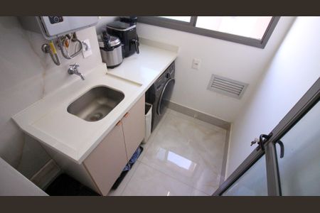 Apartamento à venda com 73m², 2 quartos e 1 vaga Apartamento à venda com 73m², 2 quartos e 1 vagaÁrea de Serviço