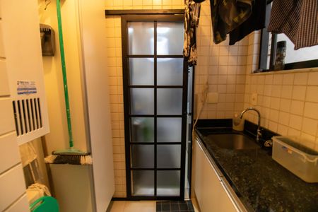 Apartamento para alugar com 200m², 4 quartos e 2 vagas Apartamento para alugar com 200m², 4 quartos e 2 vagasÁrea de Serviço