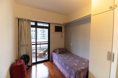Apartamento para alugar com 200m², 4 quartos e 2 vagas Apartamento para alugar com 200m², 4 quartos e 2 vagasQuarto 3
