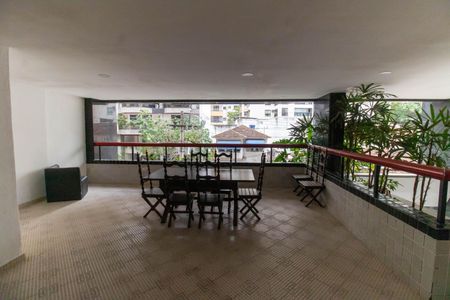 Apartamento para alugar com 200m², 4 quartos e 2 vagas Apartamento para alugar com 200m², 4 quartos e 2 vagasÁrea comum