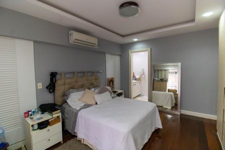 Apartamento para alugar com 200m², 4 quartos e 2 vagas Apartamento para alugar com 200m², 4 quartos e 2 vagasSuíte