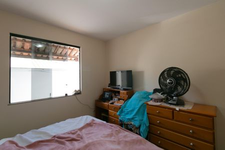 Apartamento à venda com 125m², 3 quartos e 2 vagasQuarto 2