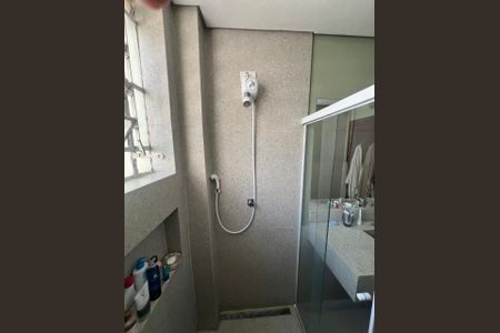 Apartamento à venda com 101m², 2 quartos e sem vaga Apartamento à venda com 101m², 2 quartos e sem vagaBanheiro