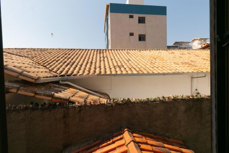 Casa à venda com 339m², 5 quartos e 4 vagas Casa à venda com 339m², 5 quartos e 4 vagasQuarto 3