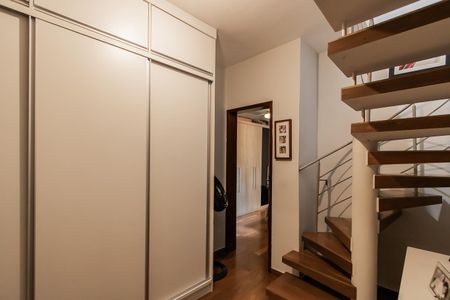 Casa à venda com 160m², 3 quartos e 2 vagasCorredor