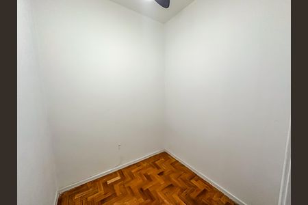 Apartamento à venda com 48m², 1 quarto e sem vaga Apartamento à venda com 48m², 1 quarto e sem vagaQuarto de Serviço