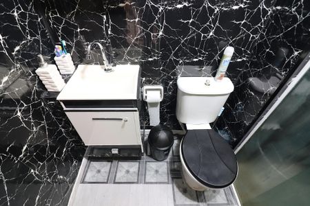 Apartamento à venda com 50m², 2 quartos e 1 vagaBanheiro Social