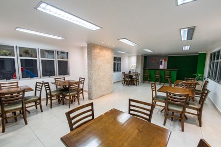 Apartamento à venda com 42m², 1 quarto e 1 vaga Apartamento à venda com 42m², 1 quarto e 1 vagaÁrea comum - Salão de festas