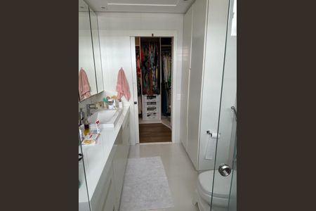 Apartamento à venda com 197m², 3 quartos e 2 vagas