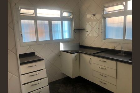 Casa à venda com 3 quartos, 190m² em Jardim Londrina, São Paulo