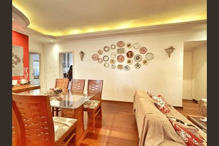 Apartamento à venda com 100m², 3 quartos e 2 vagas Apartamento à venda com 100m², 3 quartos e 2 vagasSala