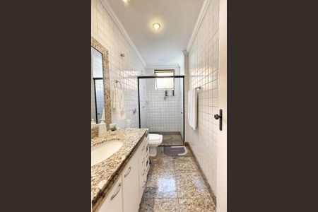 Apartamento à venda com 100m², 3 quartos e 2 vagas Apartamento à venda com 100m², 3 quartos e 2 vagasBanheiro Social