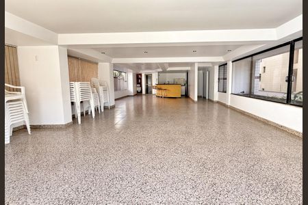 Apartamento à venda com 100m², 3 quartos e 2 vagas Apartamento à venda com 100m², 3 quartos e 2 vagasÁrea comum