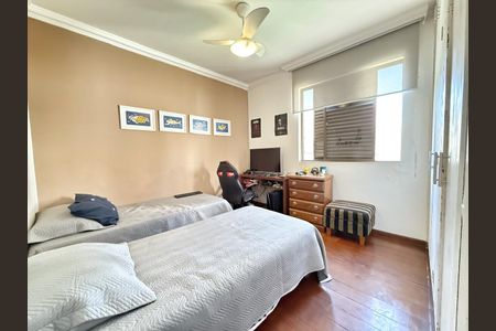 Apartamento à venda com 100m², 3 quartos e 2 vagas Apartamento à venda com 100m², 3 quartos e 2 vagasQuarto 2