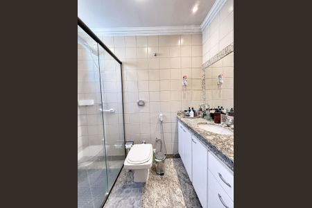 Apartamento à venda com 100m², 3 quartos e 2 vagas Apartamento à venda com 100m², 3 quartos e 2 vagasBanheiro da Suíte