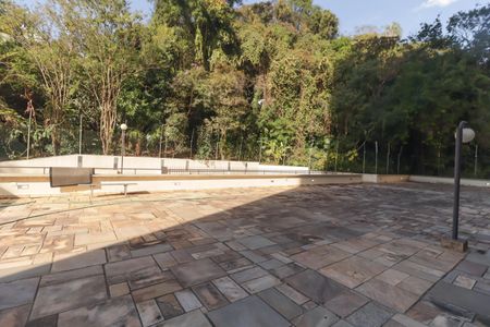 Apartamento à venda com 270m², 4 quartos e 2 vagas Apartamento à venda com 270m², 4 quartos e 2 vagasÁrea comum