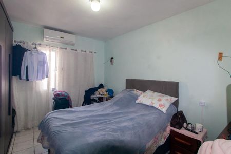 Casa à venda com 500m², 3 quartos e sem vaga Casa à venda com 500m², 3 quartos e sem vagaQuarto