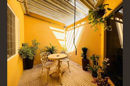 Casa à venda com 250m², 3 quartos e 4 vagas