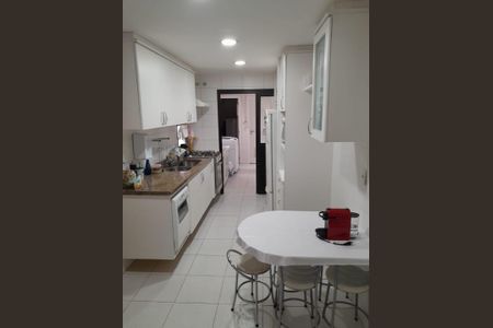 Apartamento à venda com 150m², 3 quartos e 3 vagas