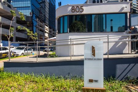 Apartamento à venda com 134m², 3 quartos e 2 vagasFachada e portaria