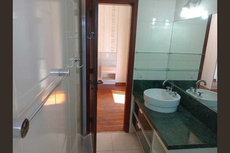 Apartamento à venda com 138m², 4 quartos e 2 vagas