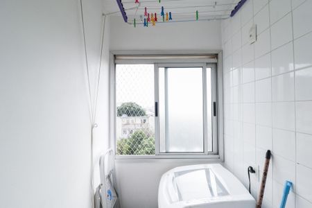 Apartamento à venda com 45m², 2 quartos e 1 vaga Apartamento à venda com 45m², 2 quartos e 1 vagaCozinha e Área de Serviço