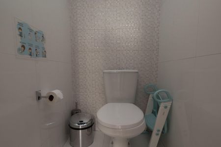 Casa à venda com 164m², 3 quartos e 4 vagasLavabo