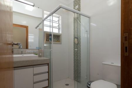 Casa à venda com 164m², 3 quartos e 4 vagasBanheiro