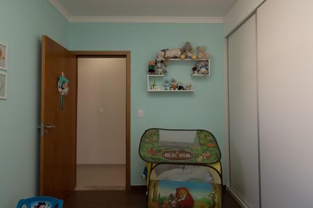 Casa à venda com 164m², 3 quartos e 4 vagasQuarto 2