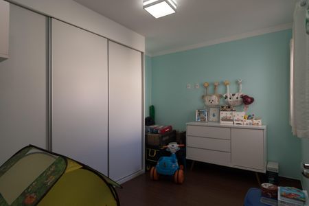 Casa à venda com 164m², 3 quartos e 4 vagasQuarto 2