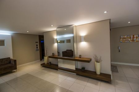 Apartamento à venda com 107m², 3 quartos e 2 vagasHall social