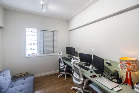 Apartamento à venda com 107m², 3 quartos e 2 vagasEscritório