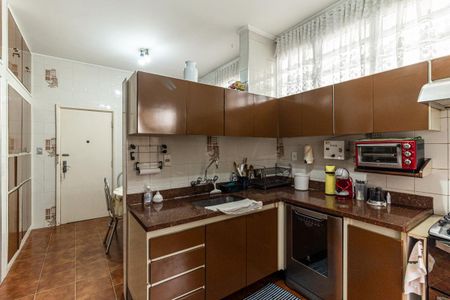 Apartamento à venda com 170m², 3 quartos e 1 vaga Apartamento à venda com 170m², 3 quartos e 1 vagaCozinha