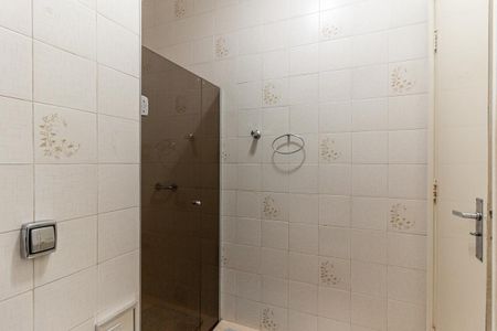 Apartamento à venda com 170m², 3 quartos e 1 vaga Apartamento à venda com 170m², 3 quartos e 1 vagaBanheiro 2
