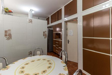 Apartamento à venda com 170m², 3 quartos e 1 vaga Apartamento à venda com 170m², 3 quartos e 1 vagaCozinha - Copa