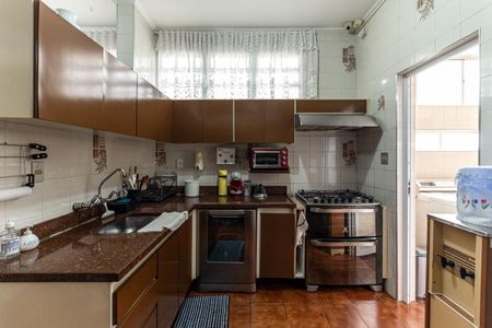 Apartamento à venda com 170m², 3 quartos e 1 vaga Apartamento à venda com 170m², 3 quartos e 1 vagaCozinha