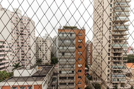 Apartamento à venda com 170m², 3 quartos e 1 vaga Apartamento à venda com 170m², 3 quartos e 1 vagaVista do Quarto 2