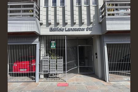 Apartamento à venda com 73m², 2 quartos e 1 vaga Apartamento à venda com 73m², 2 quartos e 1 vagaFachada