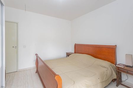 Casa à venda com 120m², 3 quartos e 2 vagasSuíte