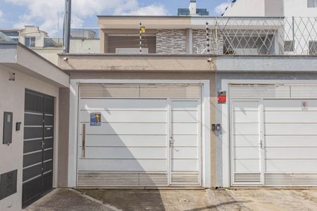 Casa à venda com 120m², 3 quartos e 2 vagasFachada