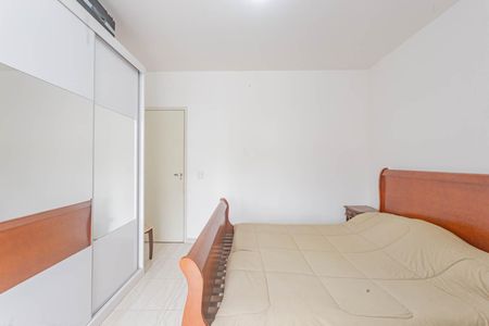 Casa à venda com 120m², 3 quartos e 2 vagasSuíte