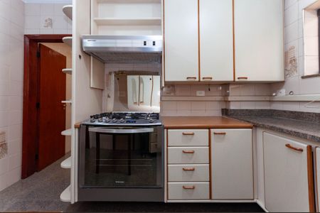 Apartamento à venda com 130m², 3 quartos e 2 vagasCozinha