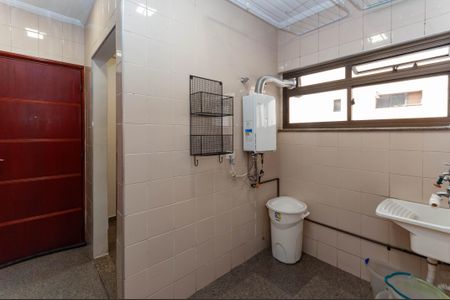 Apartamento à venda com 130m², 3 quartos e 2 vagasÁrea de Serviço