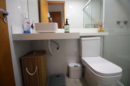 Apartamento à venda com 54m², 2 quartos e 1 vagaBanheiro da Suíte