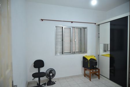 Casa à venda com 165m², 4 quartos e 2 vagasQuarto 1